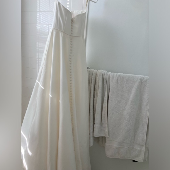 Jenny Yoo Brynn wedding gown (A-line, strapless, 5’3” hem) - Picture 8 of 16